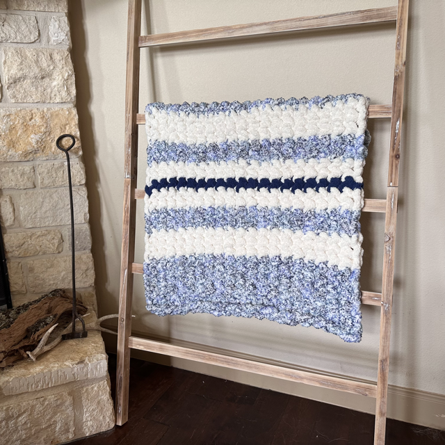 Blue-White Baby/Toddler Blanket