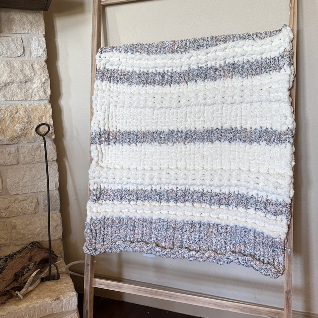 Cafe-White Baby/Toddler Blanket