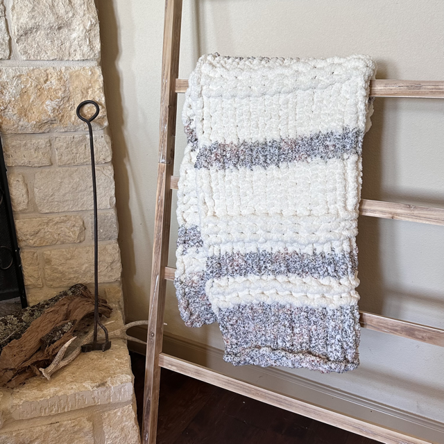 Cafe-White Baby/Toddler Blanket